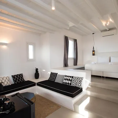Bellou Suites Mykonos Town Exterior photo