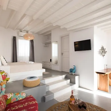Bellou Suites Mykonos Town Exterior photo