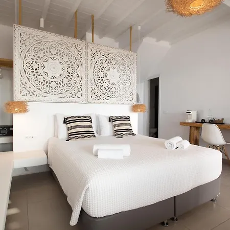 Bellou Suites Mykonos Town Exterior photo