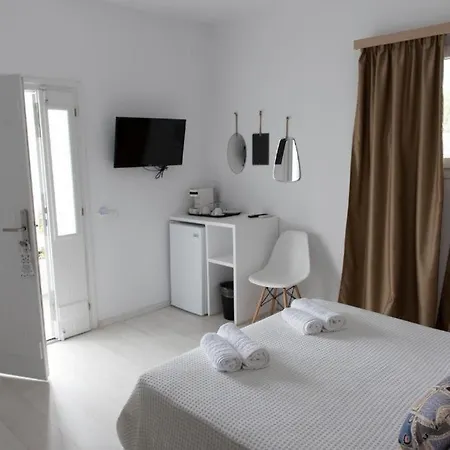 Bellou Suites Mykonos Town Exterior photo