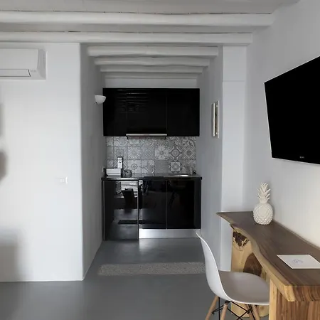 Bellou Suites Mykonos Town Exterior photo