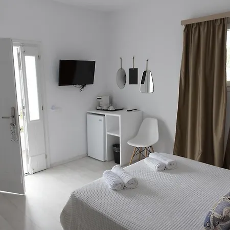 Bellou Suites Mykonos Town Exterior photo