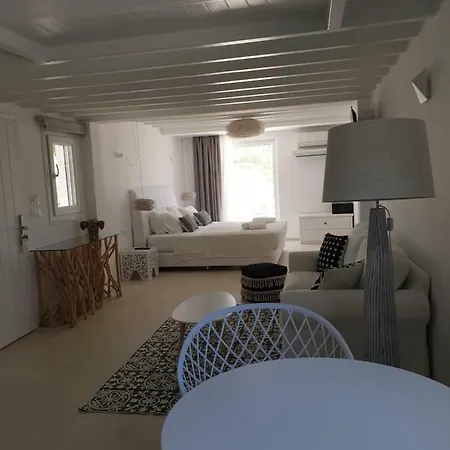 Bellou Suites Mykonos Town Exterior photo