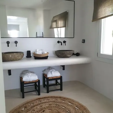 Bellou Suites Mykonos Town Exterior photo